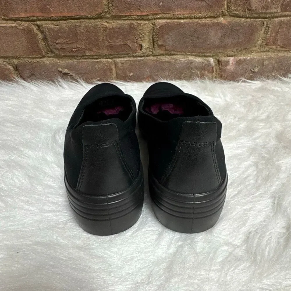 Ecco Women’s Black Danish Design Soft Comfort Wedge Shoe Size 39